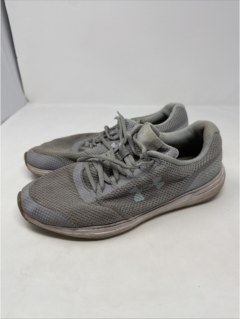 Under Armour Women’s Size 8 Blue Gray Surge Running Shoes